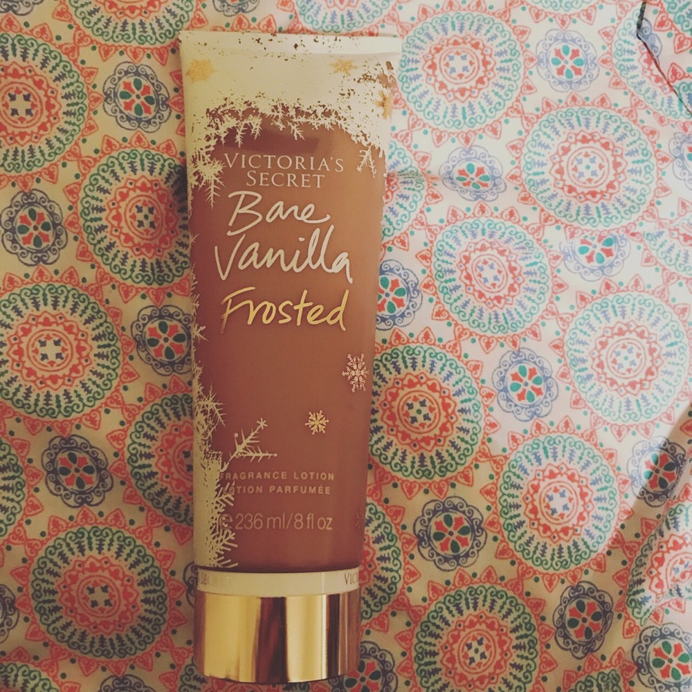 Victoria’s Secret Bare Vanilla Frosted Lotion